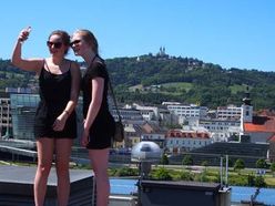 Ein Höhepunkt war eine Führung auf das Dach des LENTOS Kunstmuseum Linz. 