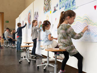 "Psycho Drawing" im LENTOS Kunstatelier...