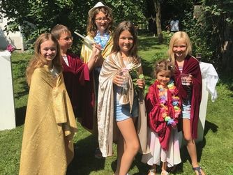 Theaterworkshop im Garten des Bilger-Breustedt-Hauses