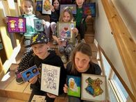 Im Hinterglasmuseum wurde gemalt...