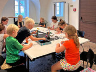 Auf eine Reise in die Sommerfrische gings im Historischen Stadttheater und Stadtmuseum Grein.