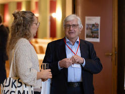 Austausch und Vernetzung: Elisabeth Schlögl (Museumsforum Steiermark) und Franz Pfeiffer (Heimathaus-Stadtmuseum Perg)