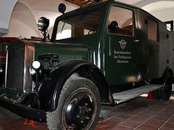 Historisches Feuerwehrfahrzeug 
