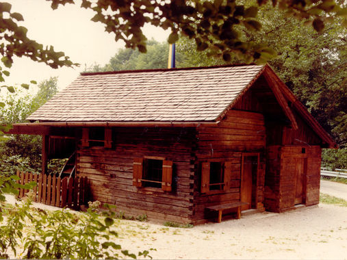 Außenansicht der Hausmühle Steinbach am Attersee