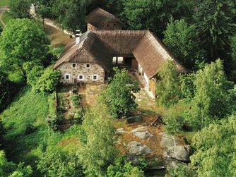 Luftaufnahme vom Freilichtmuseum Großdöllnerhof Rechberg