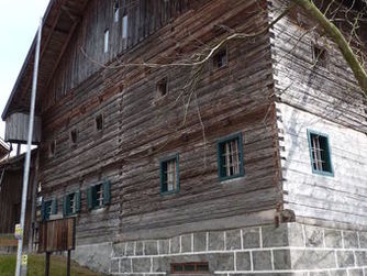 Freilichtmuseum Brunnbauerhof Andorf - Wohnhaus in Holzblockbauweise