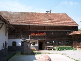 Der Innenhof des "Brunnbauerhofs" bietet ein besonderes Ambiente für Veranstaltungen.