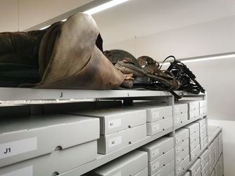 Die Bibliothek der Dinge - das SchauDepot im Österreichischen Sattlermuseum.