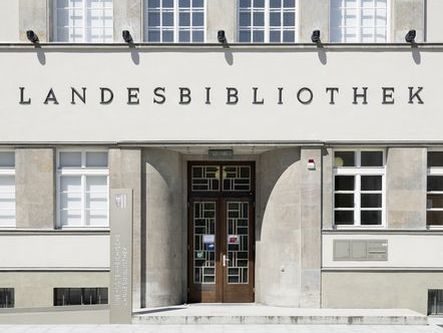 Fassadenansicht der Oö. Landesbibliothek