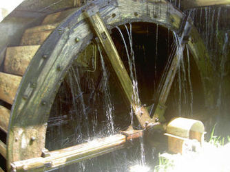 Wasserrad im Freilichtmuseum Ledermühle in St. Oswald bei Freistadt