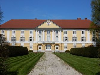 Das Eferdinger Schloss befindet sich seit Jahrhunderten im Besitz der fürstlichen Familie Starhemberg.