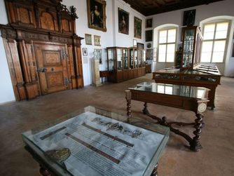 Prunkvolle Museumsräumlichkeiten im Eferdinger Schloss