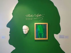 Eine seit 2005 im Heimathaus Schwarzenberg installierte Dauerausstellung einen Überblick über Stifters Leben sowie sein literarisches und bildnerisches Werk. 