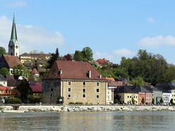 Das Schloss Pragstein beherbergt zwei Museen unter einem Dach: Das einzigartige Apothekenmuseum und das neu gestaltete Heimatmuseum.