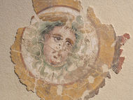 An mehreren Terminen werden Spezialführungen zur Römerzeit im Museum Lauriacum geboten. Foto: Römisches Deckenfresko im Museum.