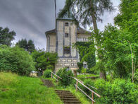 Im Rahmen der Aktionswoche Internationaler Museumstag in OÖ lädt das Freilichtmuseum Schloss Feldegg am Sonntag 8. Mai und 15. Mai, jeweils um 15:00 Uhr zur Sonderführung mit Schwerpunkt auf dem "böhmischen Adalbert Stifter" Karl (Karel) Klostermann. Foto: Schloss Feldegg