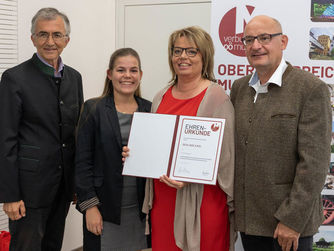 Sieglinde Kinzl wurde für ihre langjährigen Verdienste für das Museum Pregarten besonders gedacht.