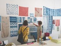 Zur Kurs- und Werkstättenschnupperei lädt das Textile Zentrum Haslach am 11. Mai 2024 von 17:00-18:30 Uhr.
