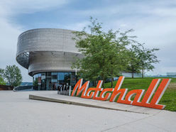 Ferienspaß im Museum lautet das Motto am 13. und 14. Juli auch in der KTM Motohall. Dabei wird ein umfangreiches Programm für Kids geboten!