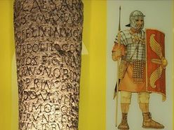 Bei einer Rätselrallye begeben sich Familien auf eine Spurensuche durch das Museum und erfahren Spannendes zum Thema "Fortbewegung, Handel und Transport" von der Jungsteinzeit bis zur Römerzeit. 