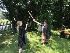 Im idyllischen Garten des Bilger-Breustedt-Hauses wird zum Kinderfestival geladen: Theater, Musik, Tanz und Kunst gibt es hier zu erleben!
