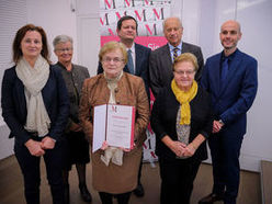 011: Gruppenfoto mit Vertretern des Bauernmuseums Reinthaler und Kons. Theresia Gottfried, die im Rahmen der Festveranstaltung geehrt wurde sowie Dr. Gerhard Gaigg von der Direktion Kultur, em. O. Prof. Roman Sandgruber, Dir. Ursula Pötscher und Dr. Klaus Landa vom Verbund Oö. Museen.